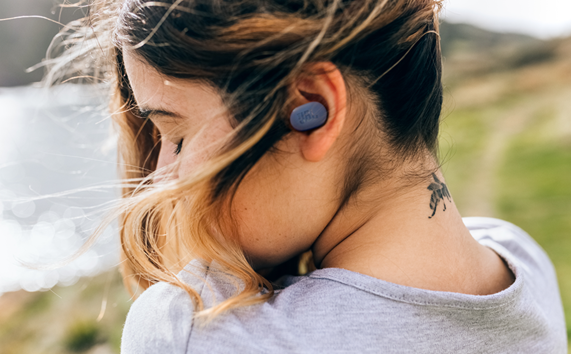 JBL Tune Buds Blanco en ARTIKULOS Producto 3