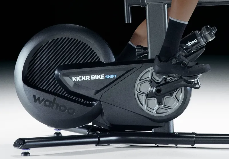 Wahoo KICKR BIKE SHIFT Indoor Bike Trainer en ARTIKULOS Portada 1
